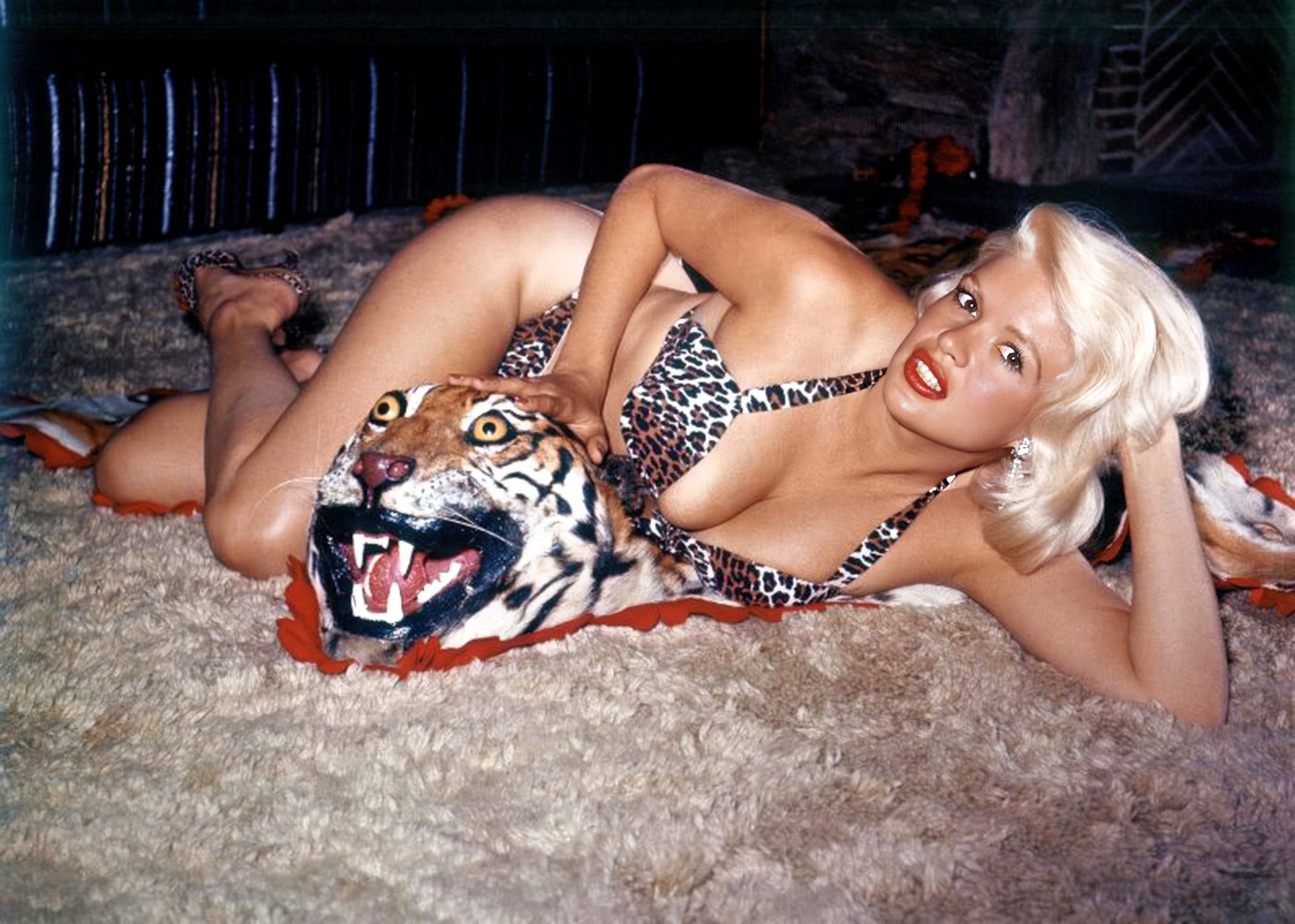 JAYNEMANSFIELD21.jpg