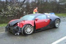 veyron_smash01_1.jpg