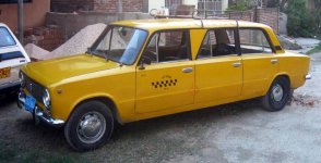 DirkvdM_lada_limousine.jpg